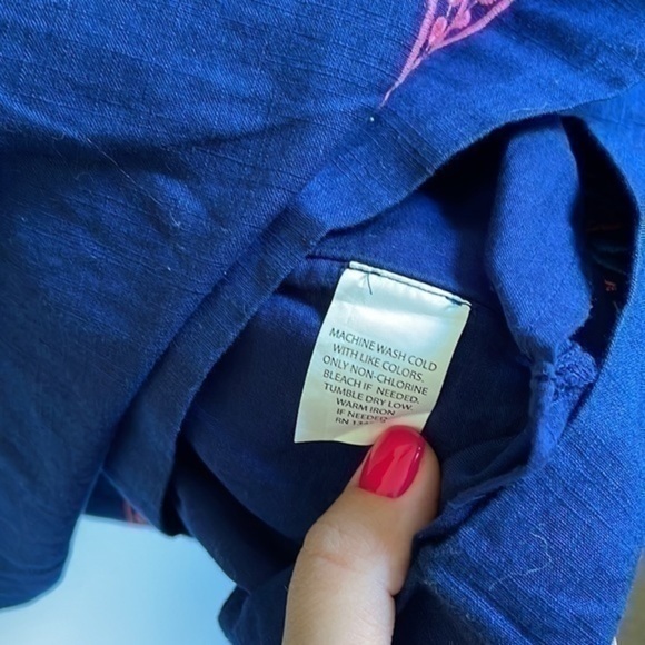 Vineyard vines navy embroidered dress - Picture 4 of 6